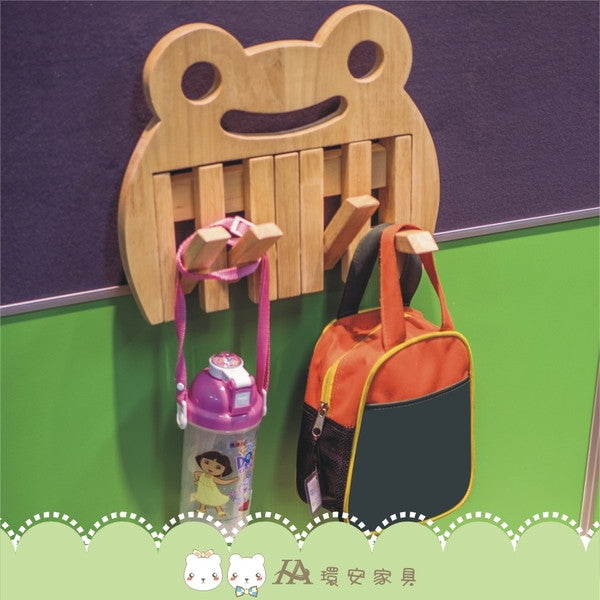 【Grow with Me】Wall Mounted Coat Rack with Retractable Hooks 實木造型壁掛